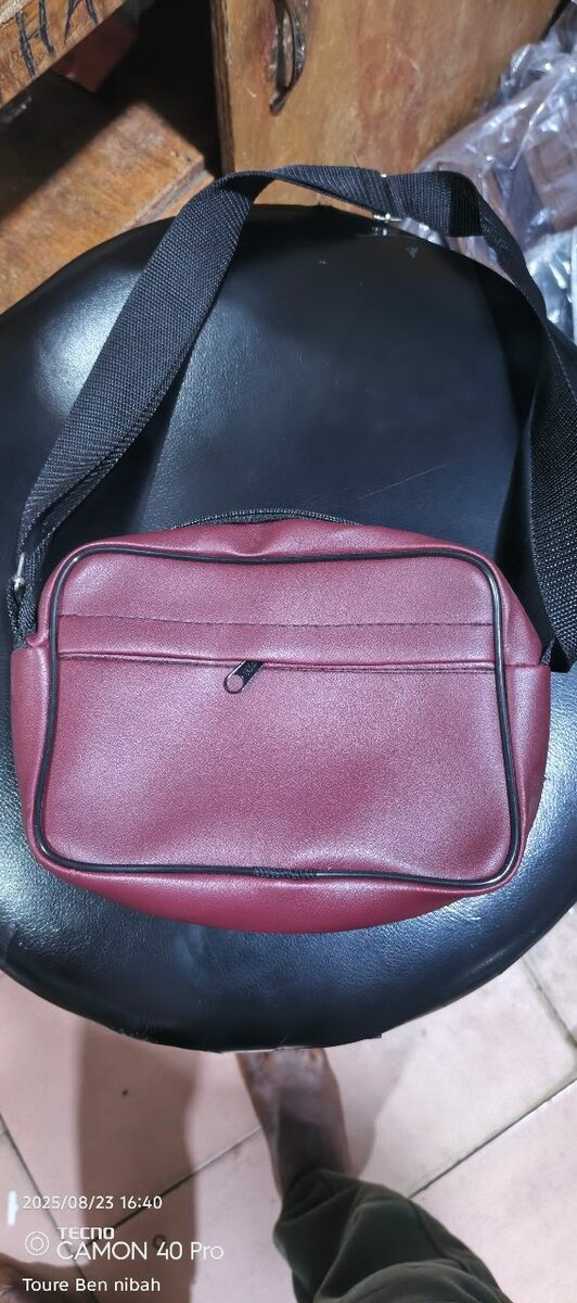 Sacoche bandoulière en cuir