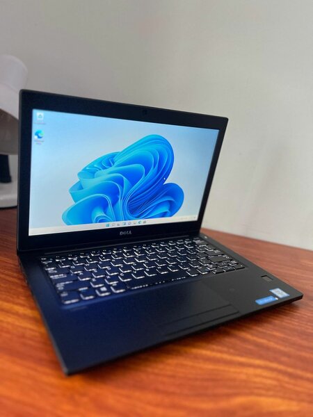 DELL LATITUDE 7280 CORE I7 256GB SSD 8GB RAM