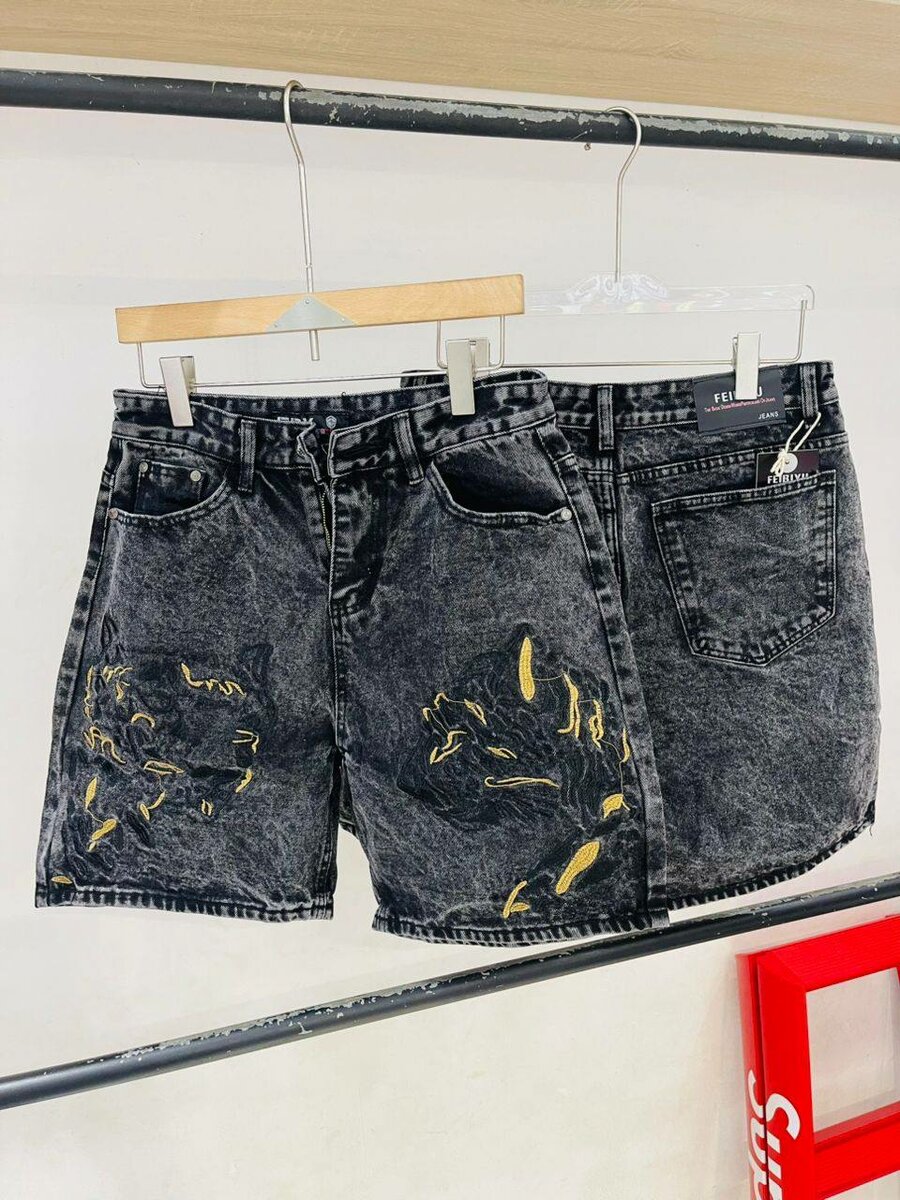 Stock jeans shorts