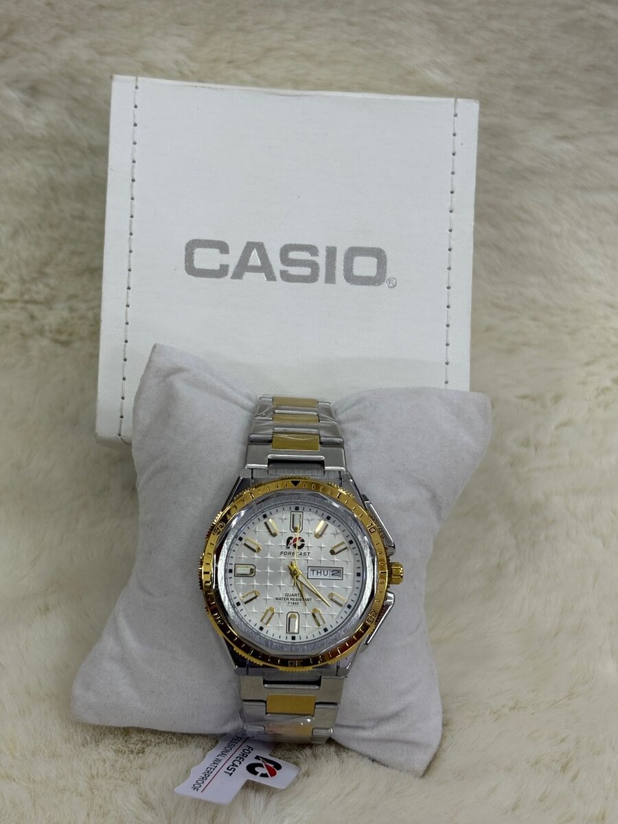 Montre Casio avec la boîte