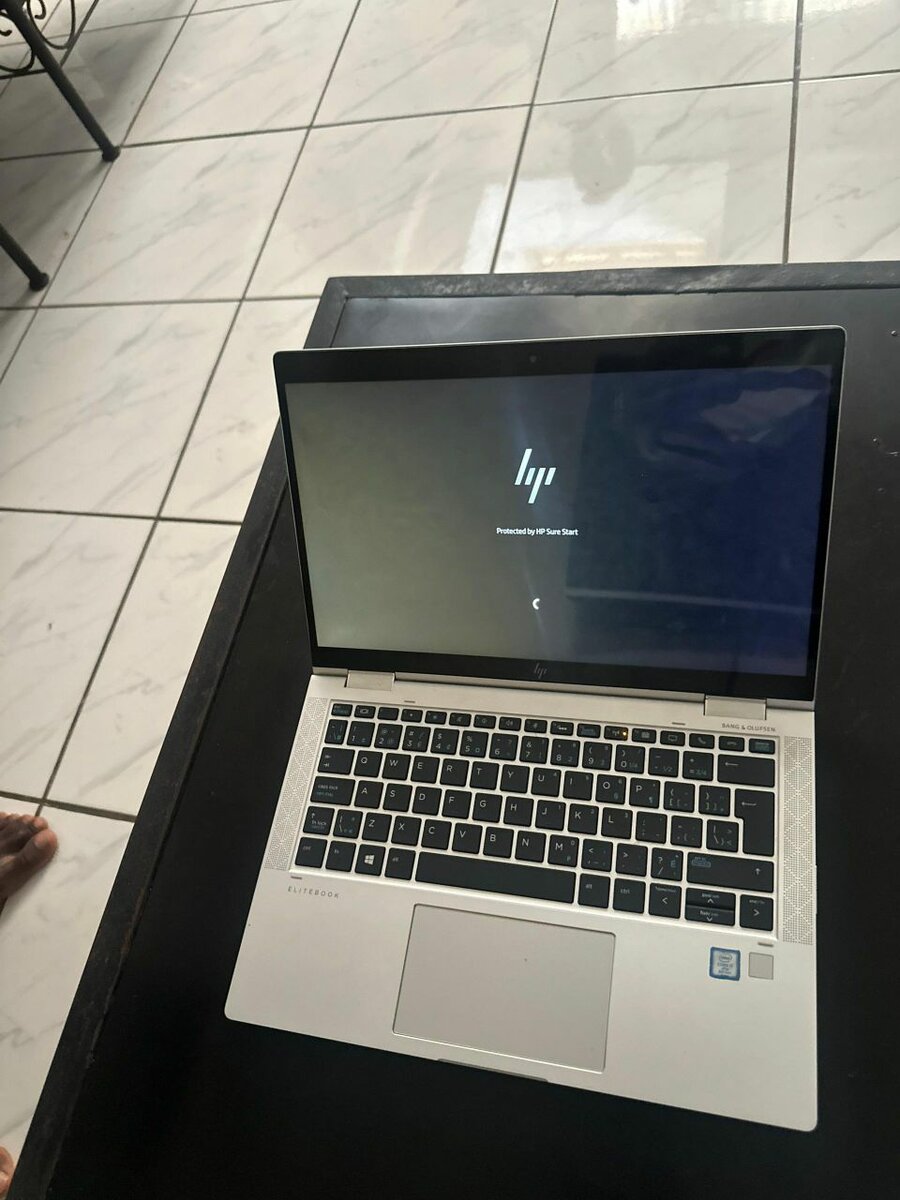 HP Laptop Écran Full HD