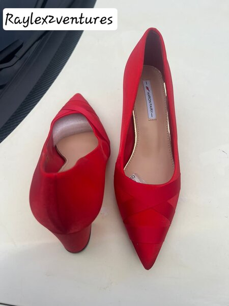 Red shoe