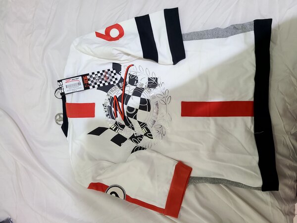 Lovely multi color t-shirt