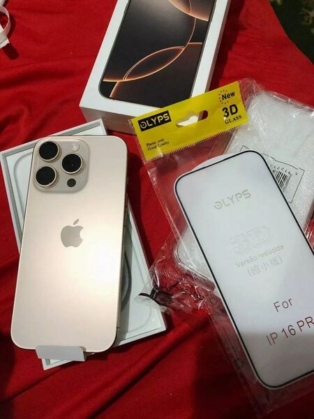 iPhone 15 Pro Max avec Verre 3D