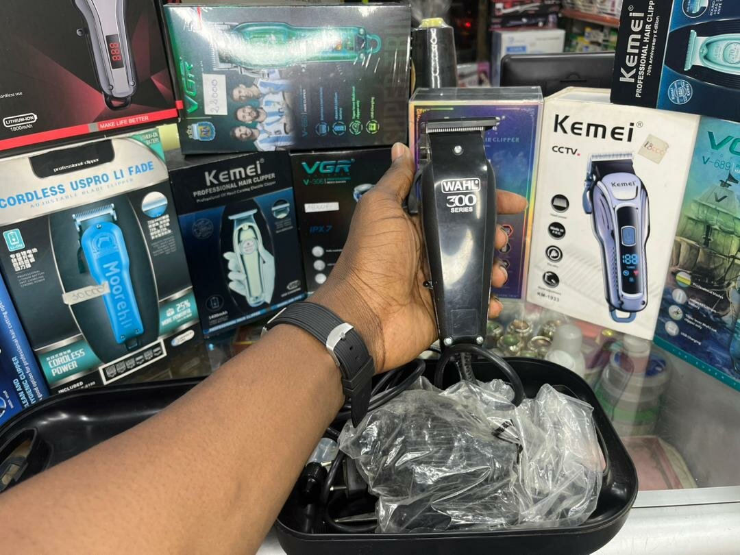 Tondeuse WAHL Home Pro 300