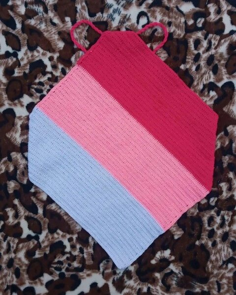 Top crochet fait main