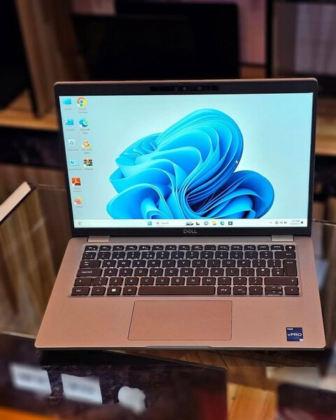 11TH Gen Dell Touchscreen