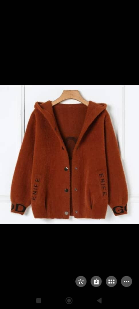 Альпак с капюшоном