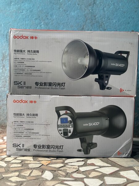 Flash Studio Godox SK400II
