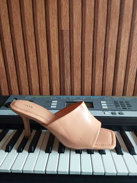 Mules en cuir élégantes