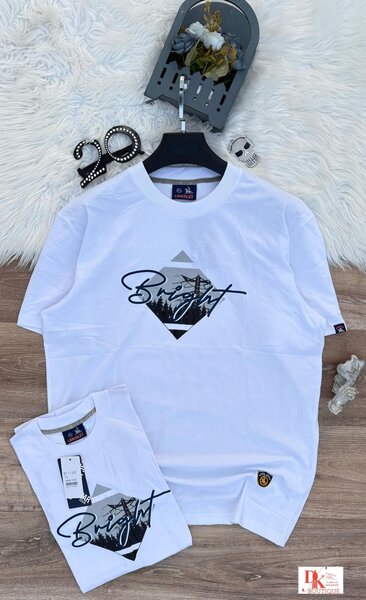 T-shirt blanc graphique urbain