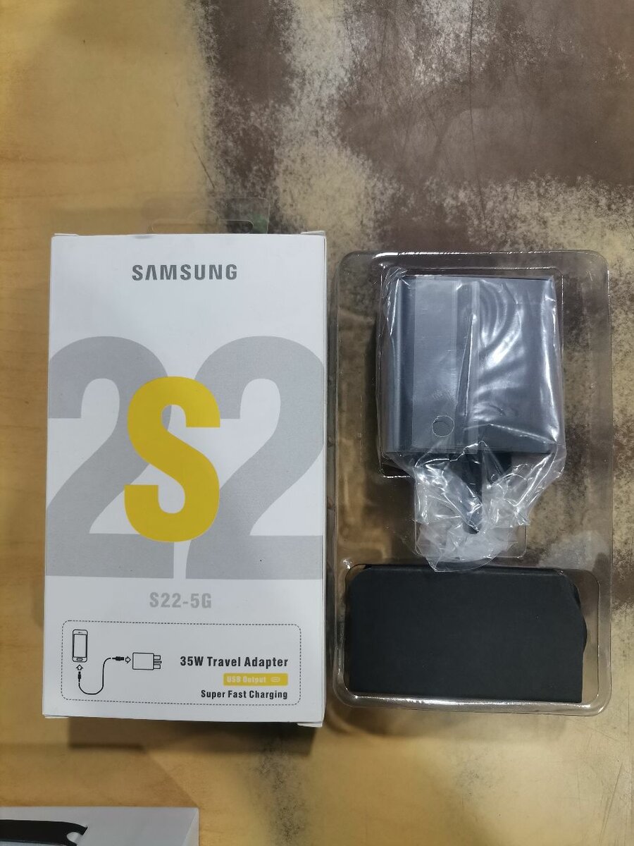 Type C-C  35Watts fast full charger set available.