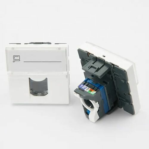 Prise RJ45 Cat6 encastrable