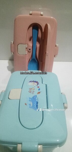 Rectangular topper lunch box with free spoon