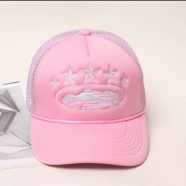 Casquette rose élégante