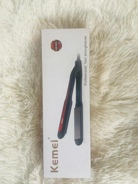 Fer à lisser Kemei Pro