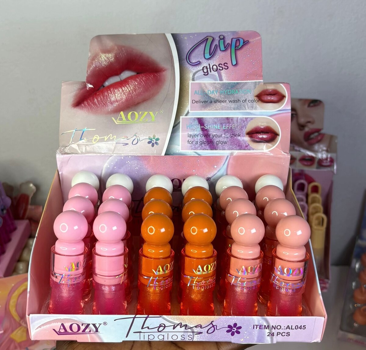 Ensemble de brillants à lèvres colorés