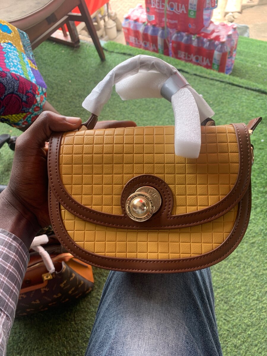 Ladies bag