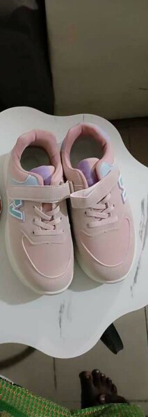 Baskets colorées pour enfants