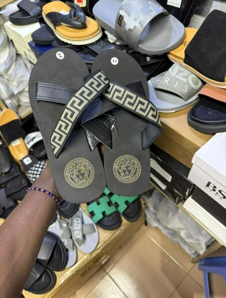 Claquettes mode élégantes