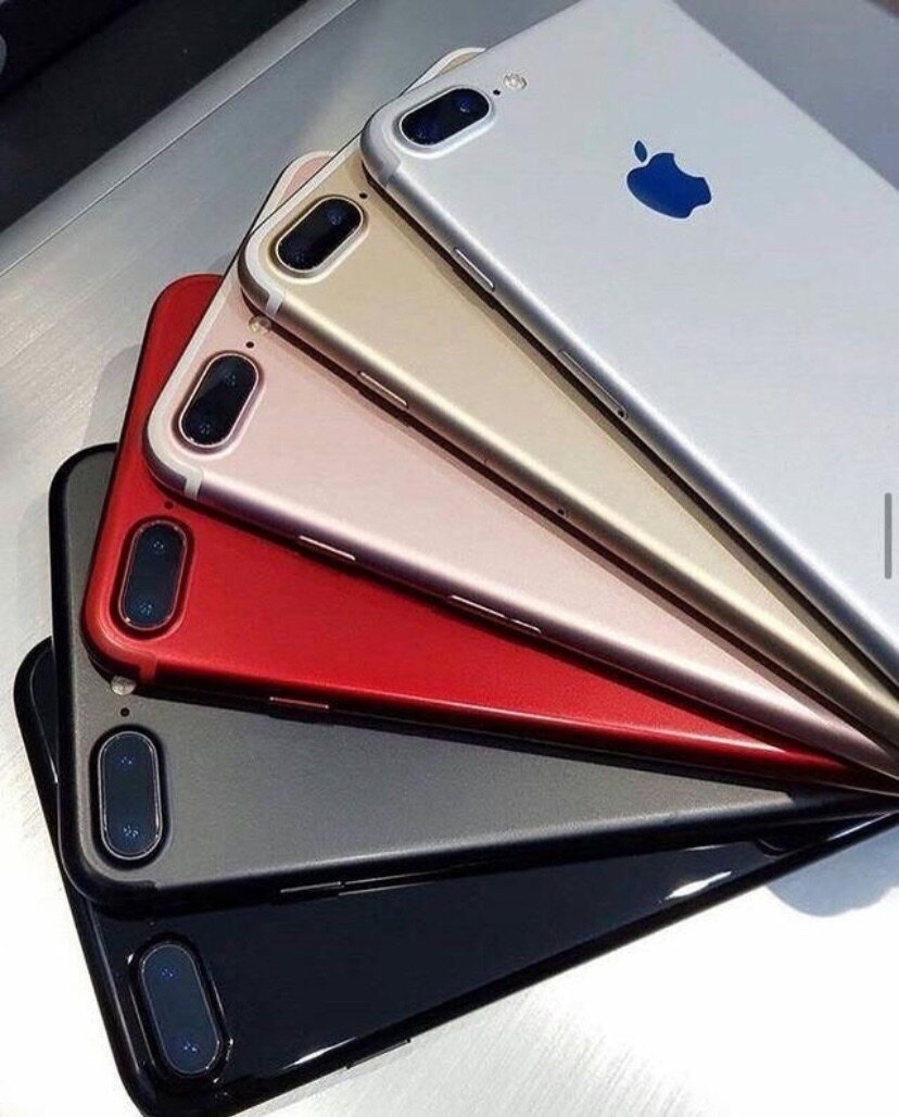 iPhone XS Max and iPhone 7plus