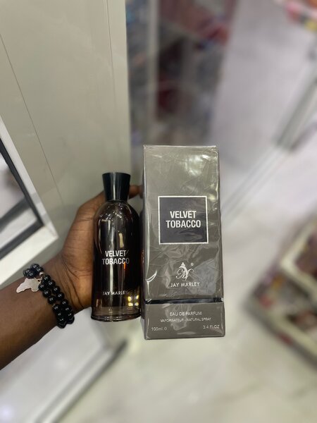 Parfums VELVET TOBACCO