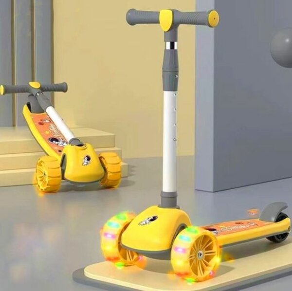 Trottinette Enfant LED Pliable