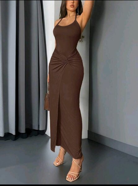 Robe longue marron élégante