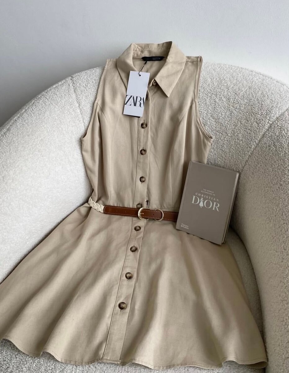 Robe chemise sans manches élégante