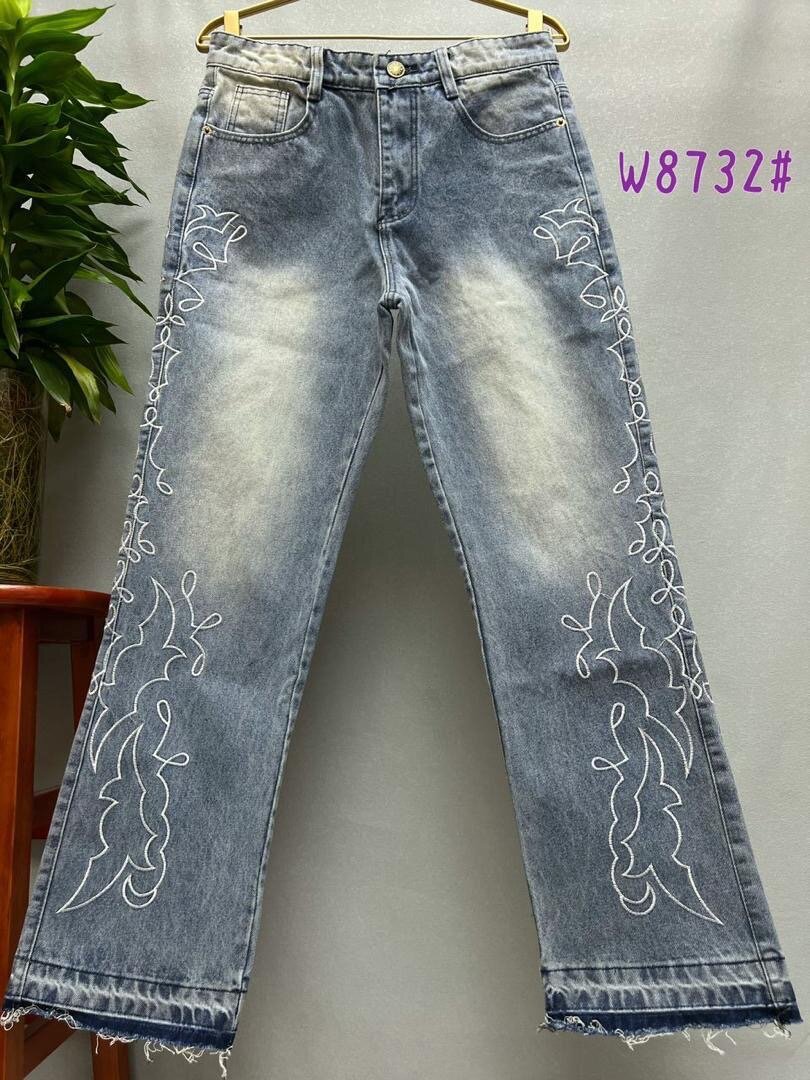 Jeans brodés pour femmes