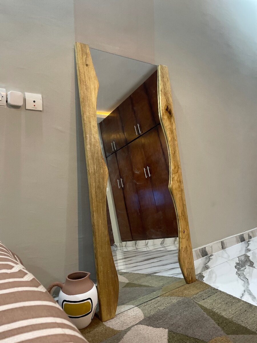 Miroir en bois rustique