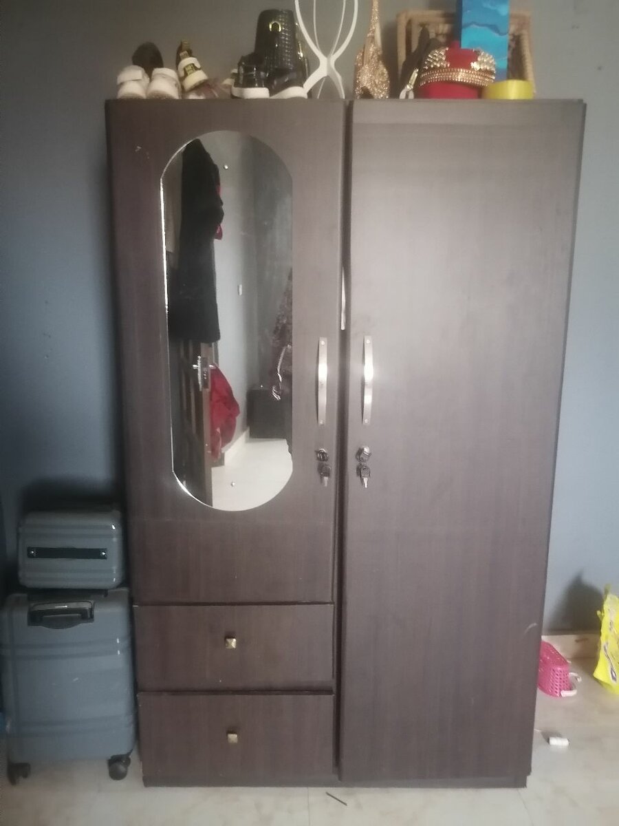 Quality 2 ni1 wardrobe