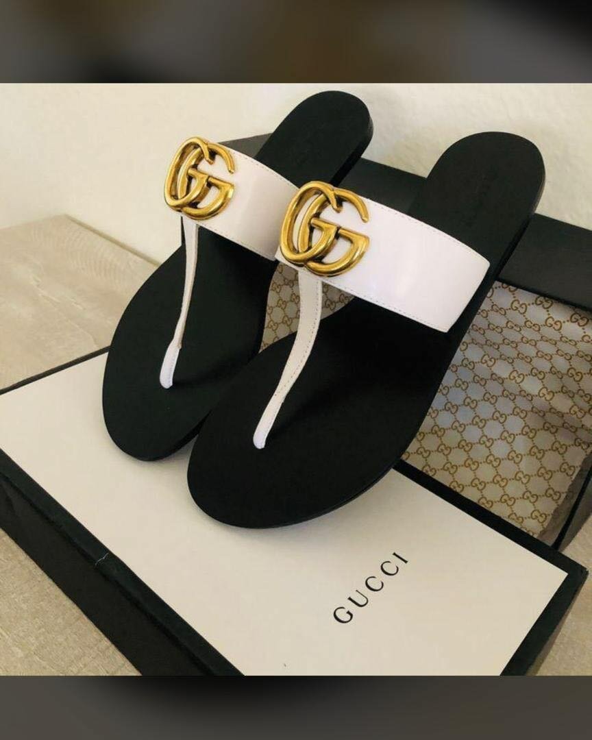 Gucci slippers