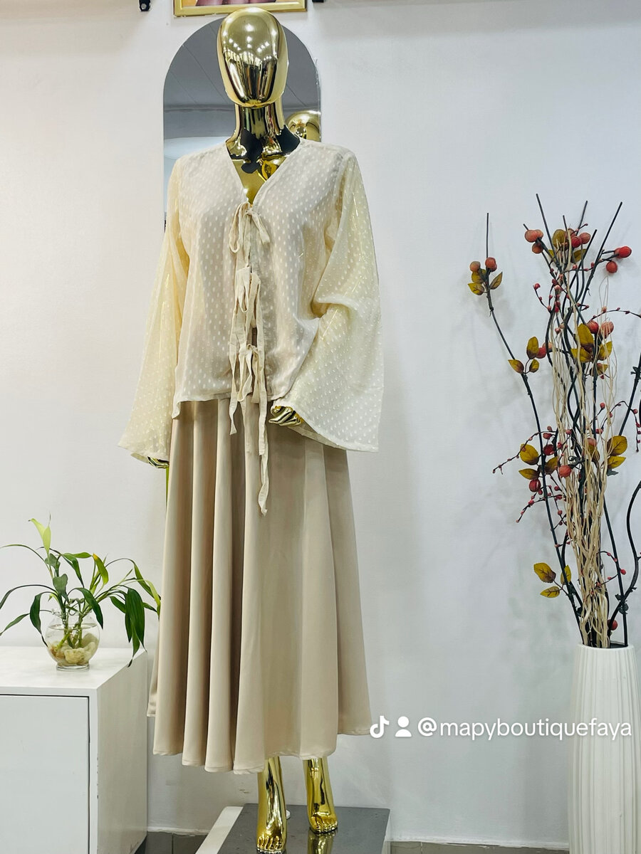 Veste en dentelle élégante