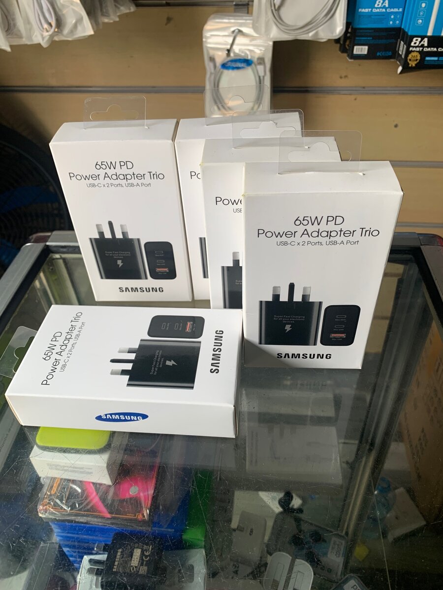 Samsung C to C 65w Charger