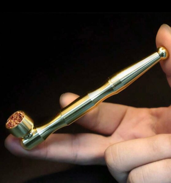 pipe à fumer en laiton