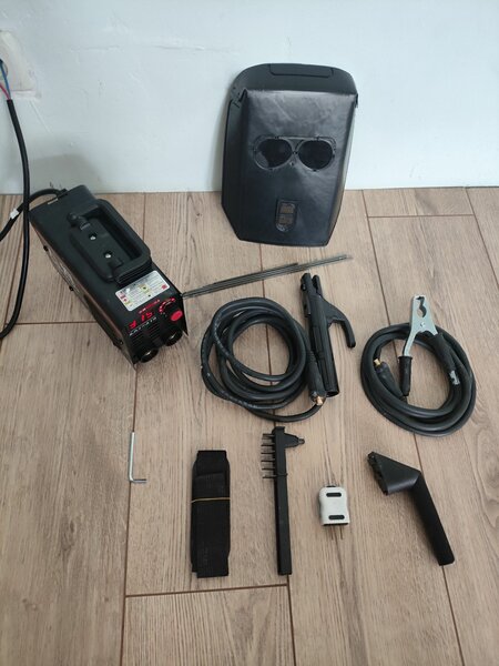 Сварочный аппарат