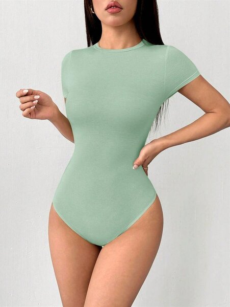 Body ajusté manches courtes