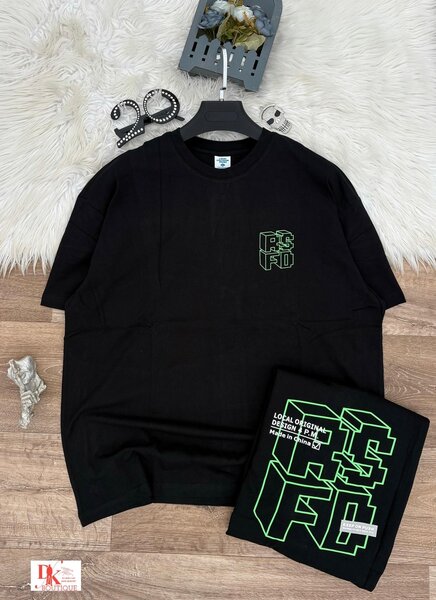 T-shirt noire graphique homme