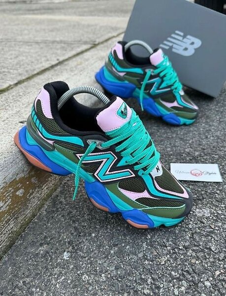 NEW BALANCE 9060
