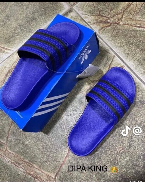 Claquettes adidas