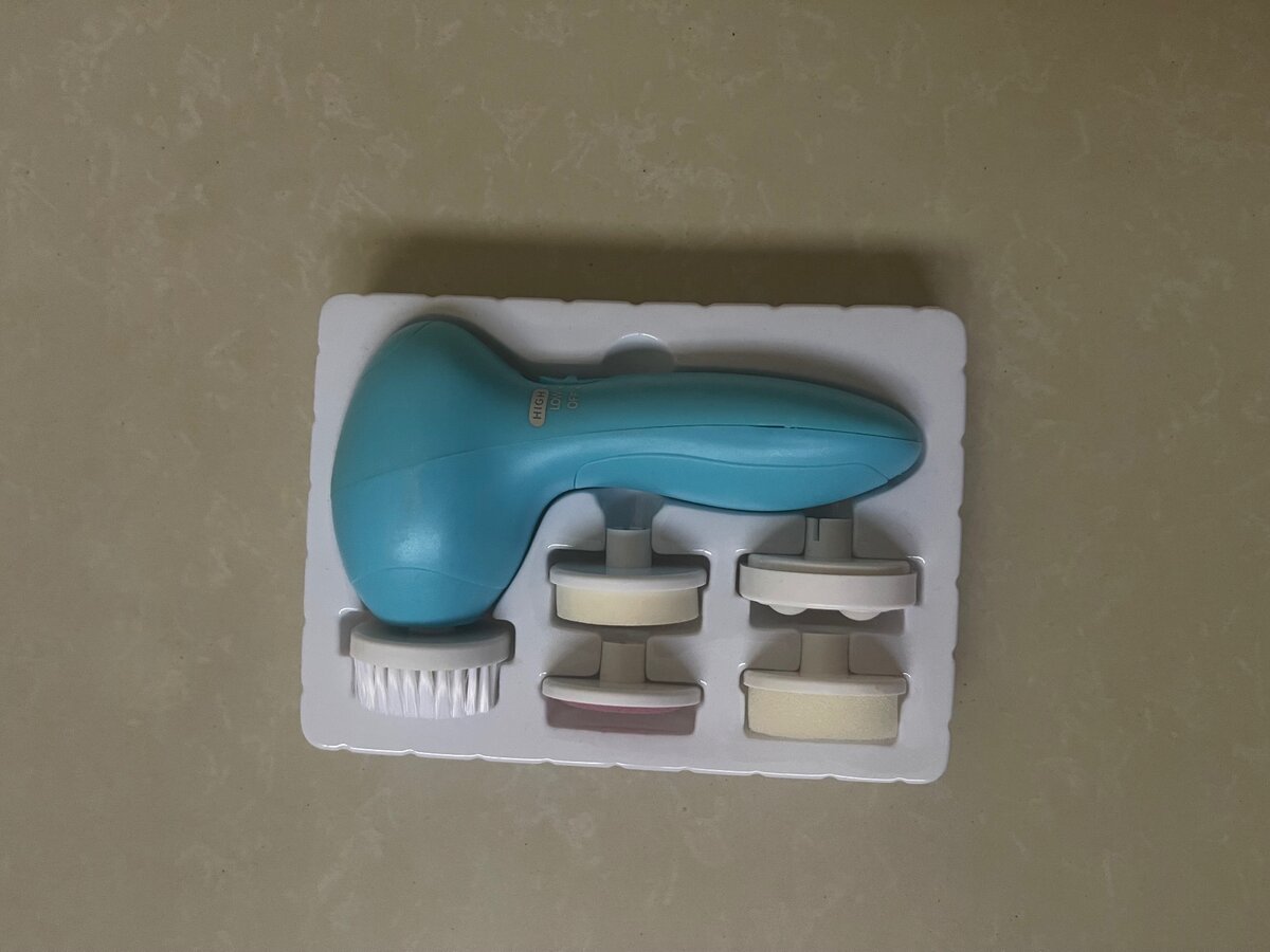 5 attachment electric face brush