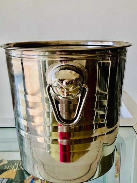 Stainless cooling bucket