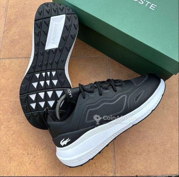 Baskets Lacoste Homme Noir