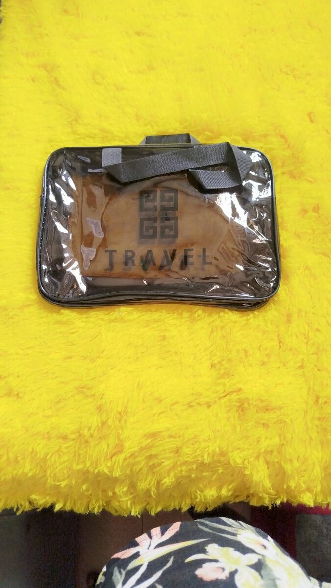 Sac de voyage transparent pratique