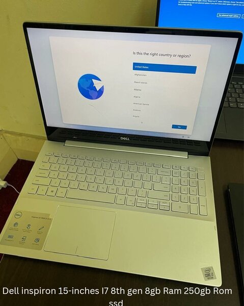 Dell inspiron 15-inches I7 8th Ram 250gb Rom ssd