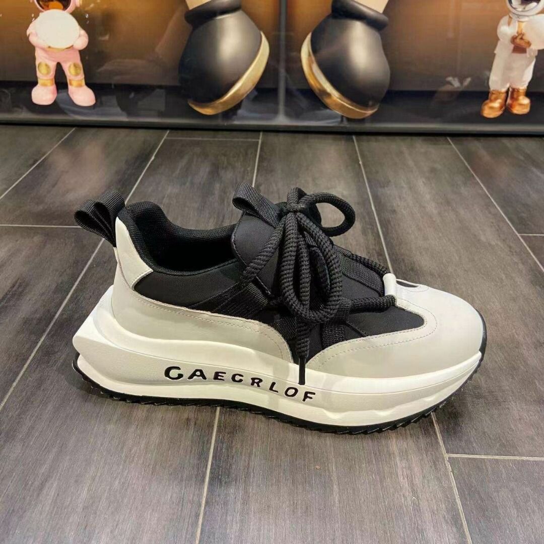 Chaussures de sport modernes