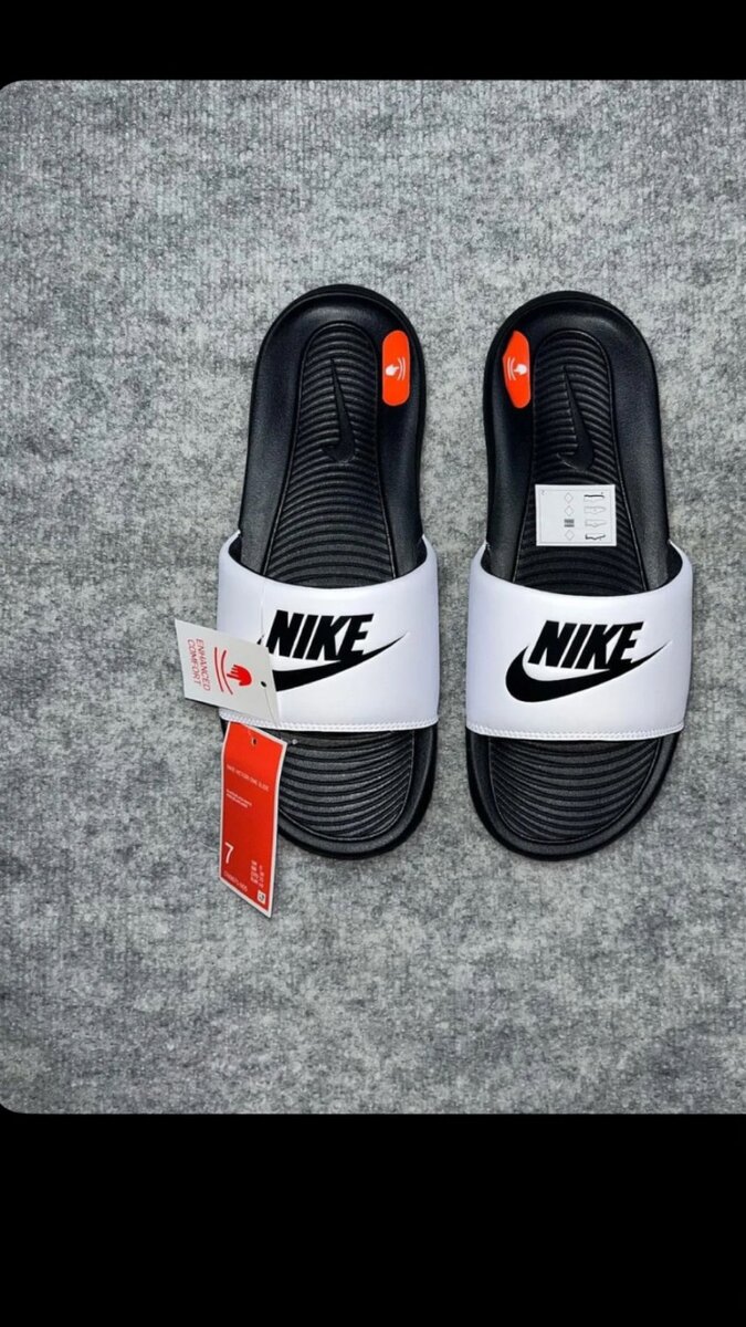 Nike Victori slide