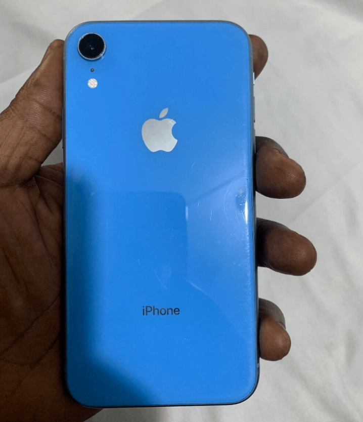 iPhone XR