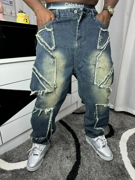 Baggy jeans tra
